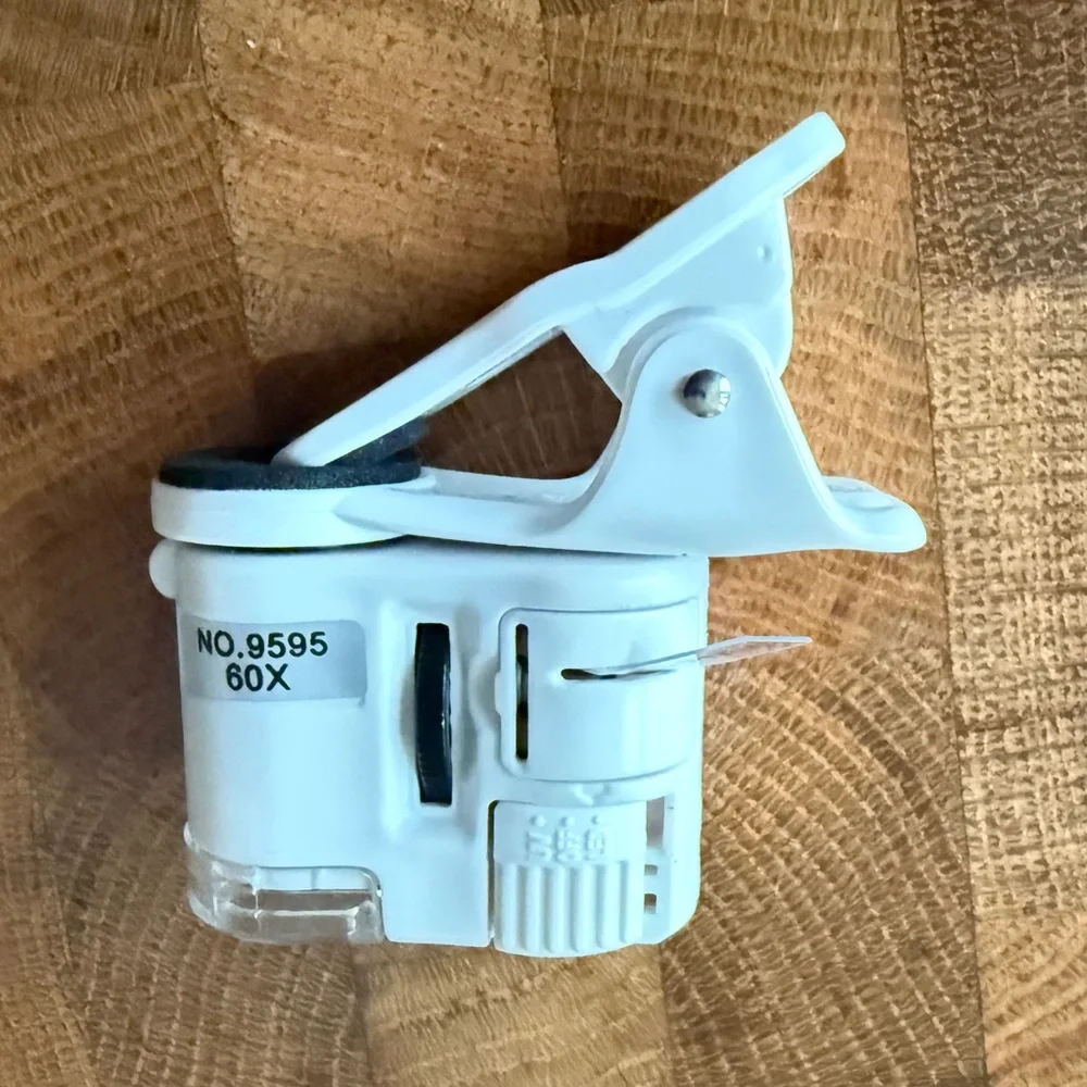 Mini Magnifier Clip - Picture 2 of 4